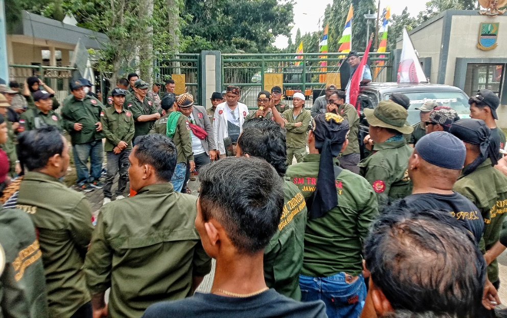 LSM Trinusa Tolak Perpanjangan Pj Bupati Bekasi Dani Ramdan Tren IDN